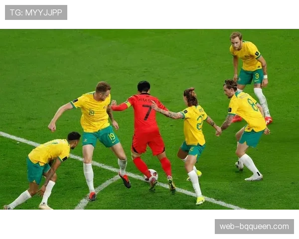 里昂2-2绝平里尔，奥布莱恩补时阶段头球救主