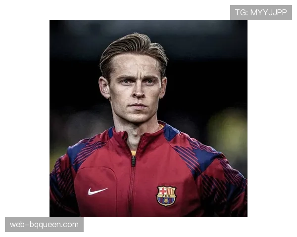 特写:国家德比中,楚阿梅尼与德容在中场的激烈缠斗贯穿全场。